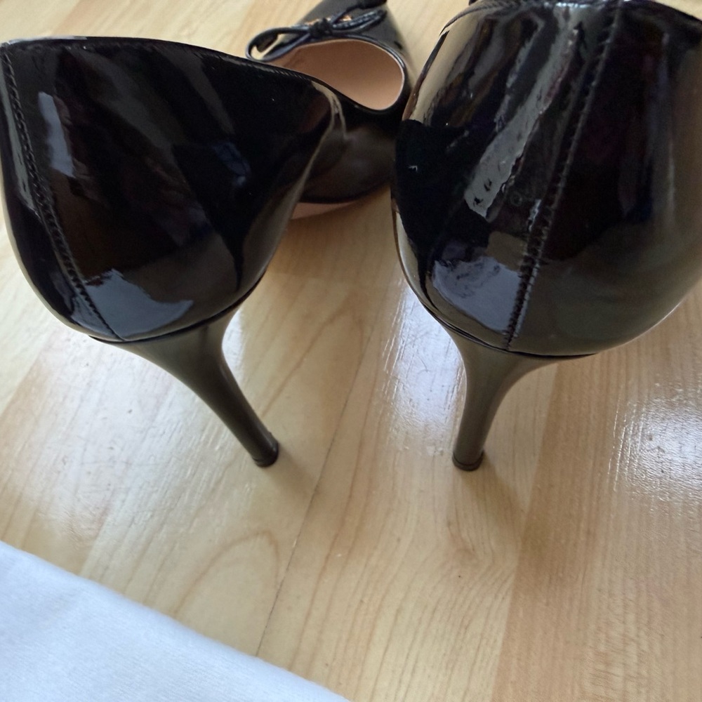 Prada Black Patent Leather Heels - Picture 6 of 12